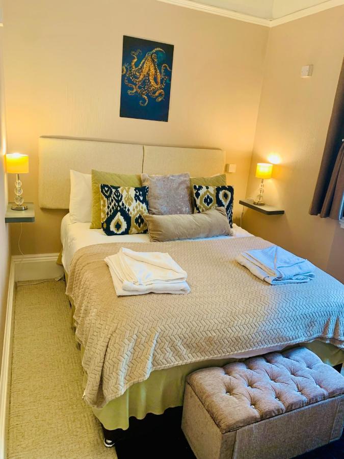 טורקוואי **Sunny And Bright, Thatchers Rock One Bed Beach Front Apartment*** מראה חיצוני תמונה