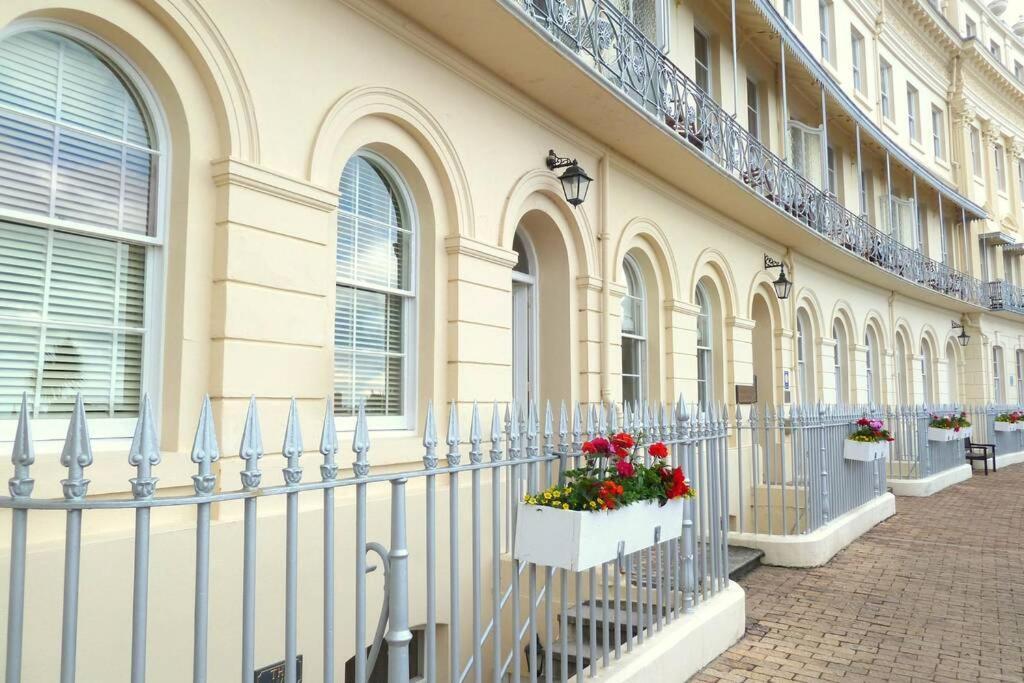 טורקוואי **Sunny And Bright, Thatchers Rock One Bed Beach Front Apartment*** מראה חיצוני תמונה