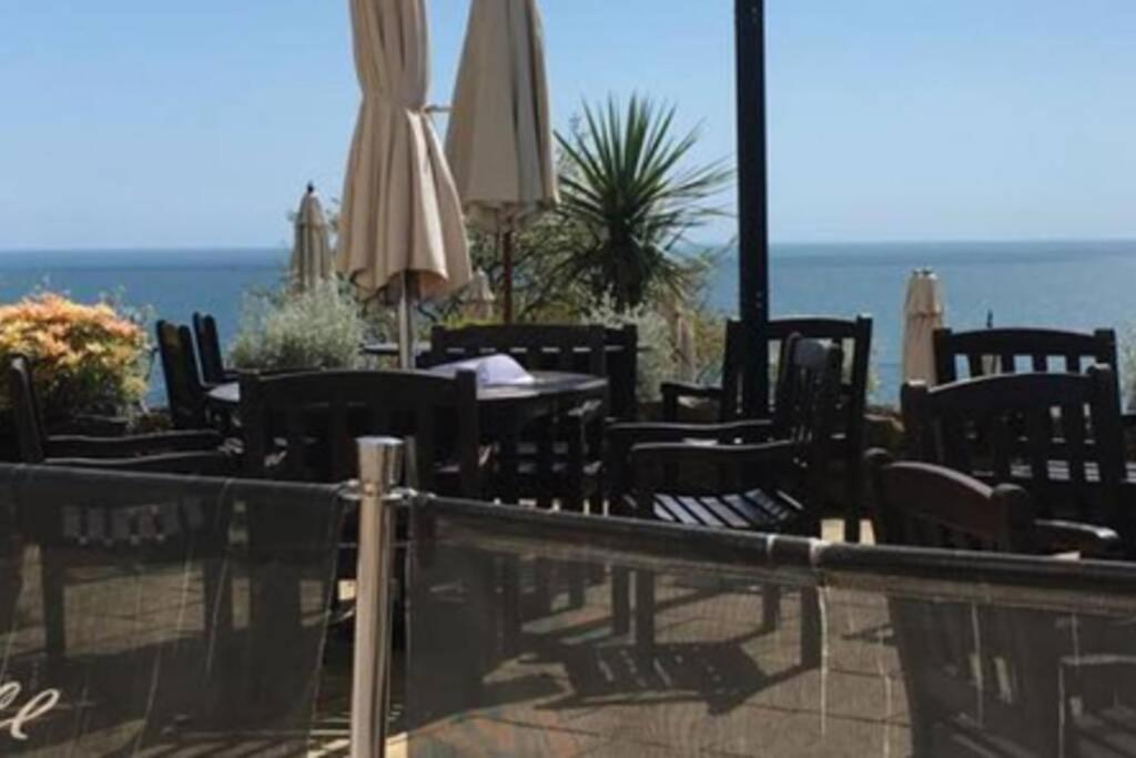 טורקוואי **Sunny And Bright, Thatchers Rock One Bed Beach Front Apartment*** מראה חיצוני תמונה